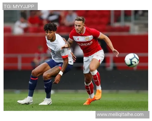 西布朗迎战女王公园展现英冠激烈对决精彩瞬间回顾与分析